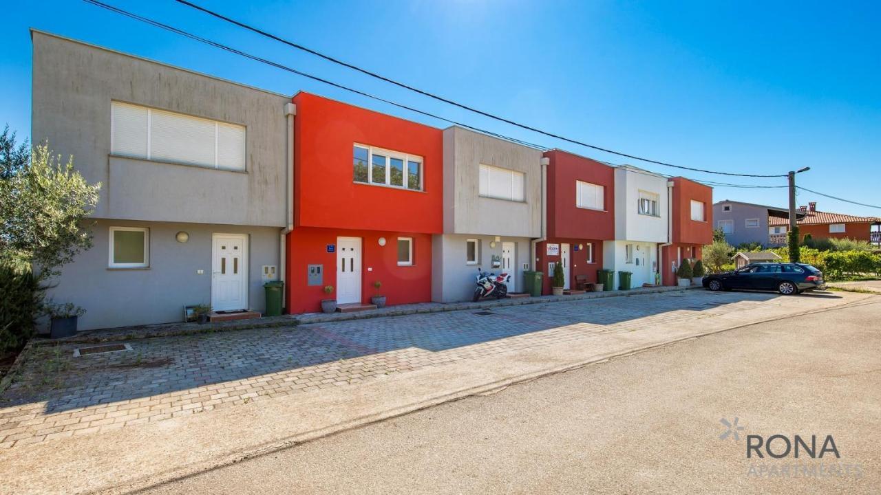 Rona Apartment Denis Умаг Екстериор снимка