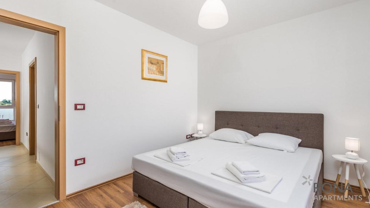 Rona Apartment Denis Умаг Екстериор снимка