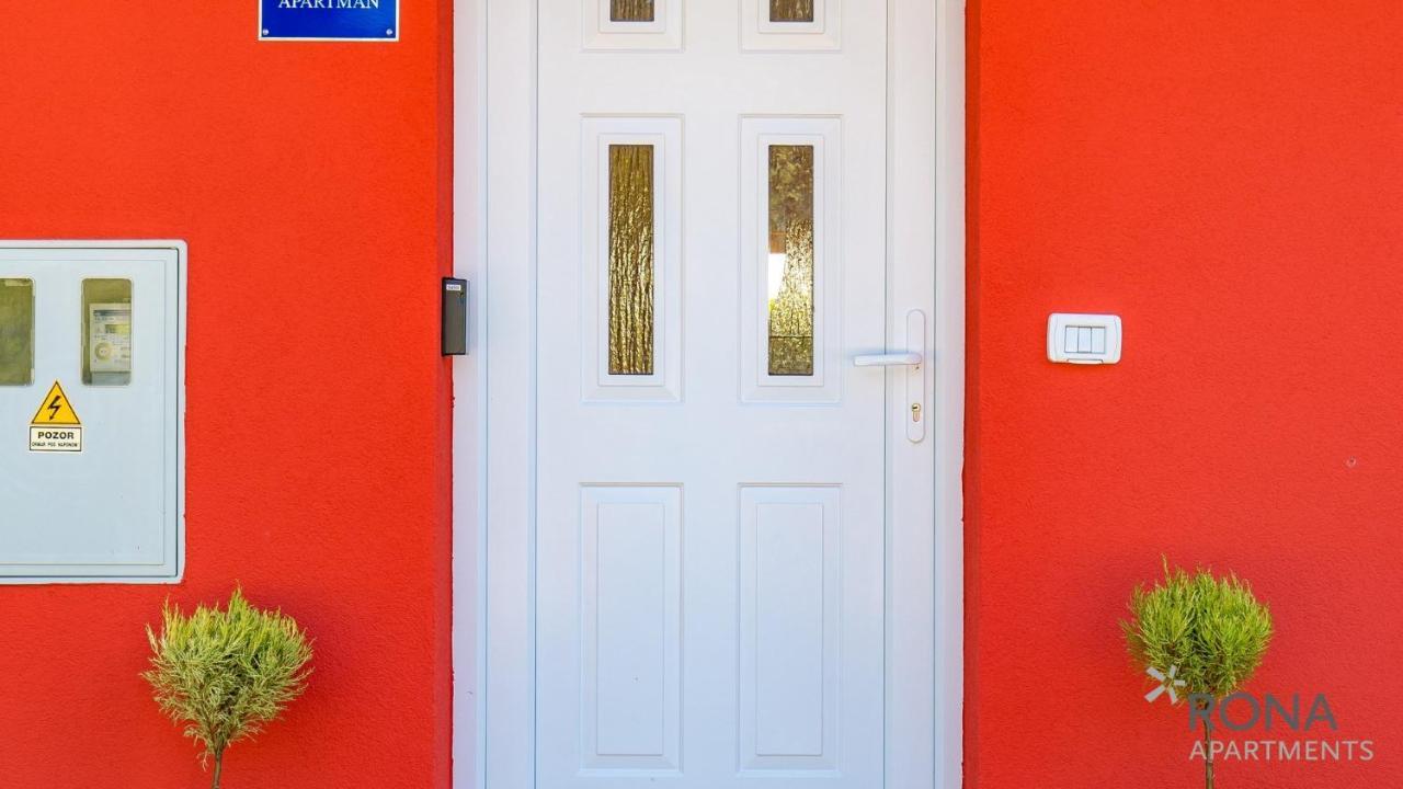 Rona Apartment Denis Умаг Екстериор снимка