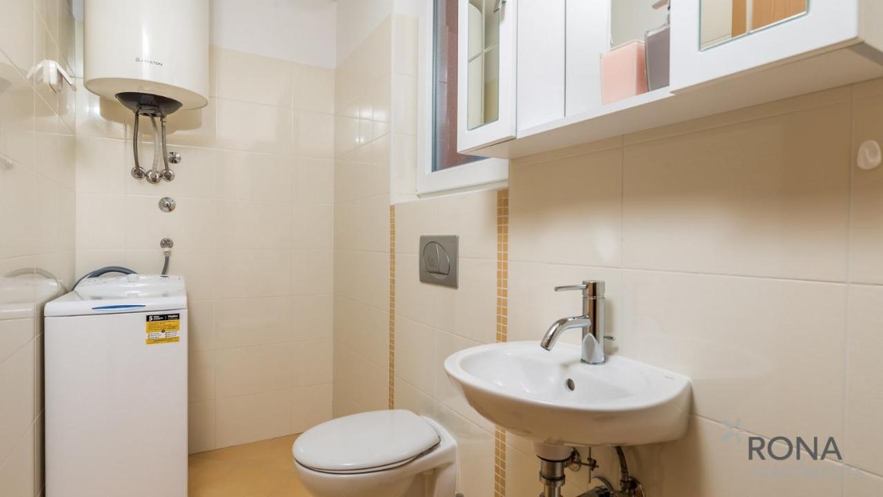 Rona Apartment Denis Умаг Екстериор снимка